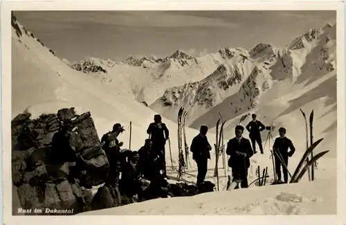 Rast im Dukantal - Ski -274366