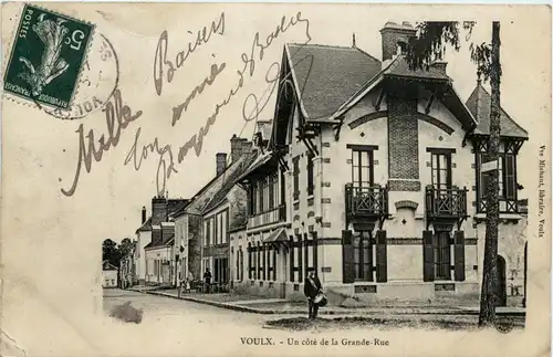 Voulx - Un cote de la Grande-rue -281796
