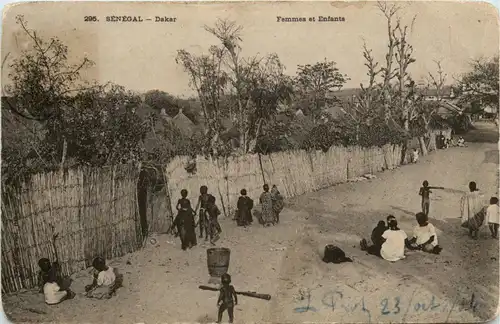 Senegal - Dakar - Femmes et Enfants -282882