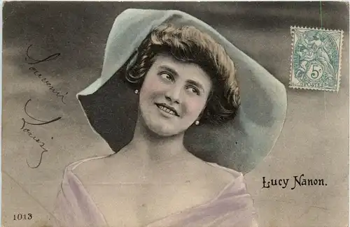 Lucy Nanon -281918