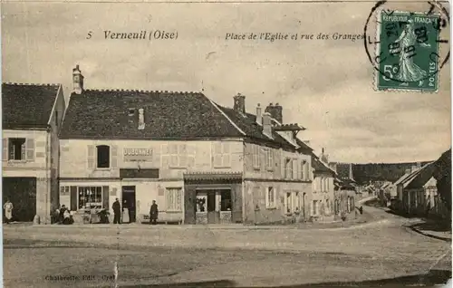 Verneuil - Place de l Eglise -282216