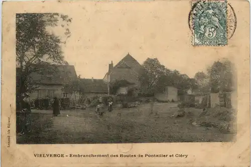 Vielverge - Embranchement des routes de Pontailler et Clery -282576