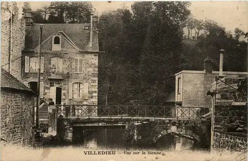 Villedieu - Vue sur la Sienne -282124