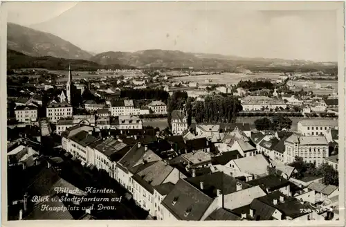 Villach/Kärnten - Villach, Blick v. Stadtpfarrturm auf Hauptplatz und Drau -316252