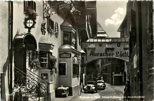 Kufstein/Tirol - Kufstein, Römerhofgasse mit Auracher Löchl -318284