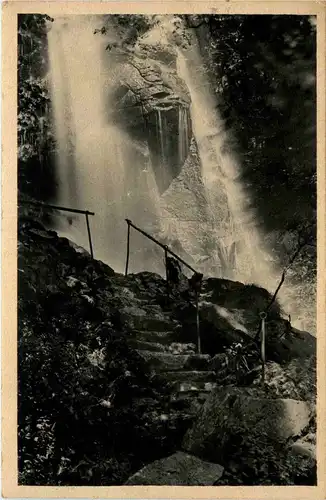 Trusetaler Wasserfall -245138