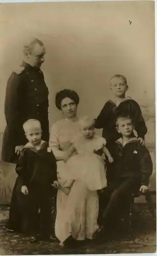 König Friedrich August von Sachsen mit Familie -245338