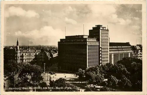 Hamburg/diverse Stadtteile - Hamburg, Das Hochhaus am Karl-Muck-Platz -319000