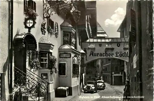 Kufstein/Tirol - Kufstein, Römerhofgass mit Auracher Löchl -318280