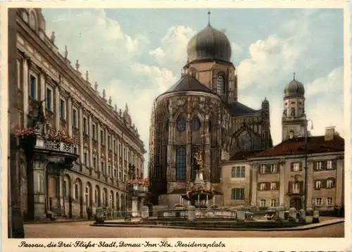 Passau/Bayern - Passau, Residenzplatz -319386