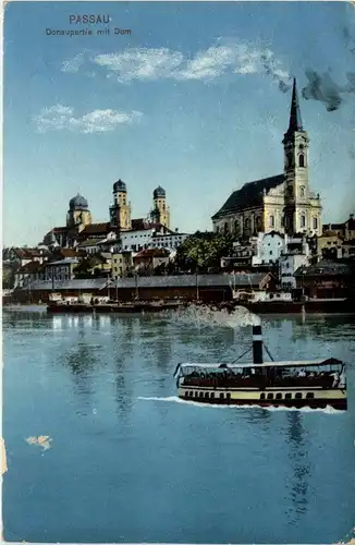 Passau/Bayern - Passau, Donaupartie mit Dom -319630