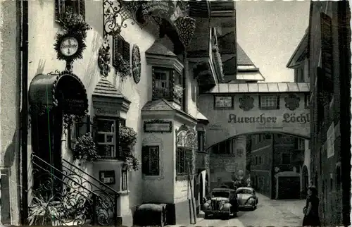 Kufstein/Tirol - Kufstein, Römerhofgasse mit Auracher Löchl -318332