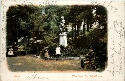 Graz/Steiermark - Graz, Waldlilie im Stadtpark -313618