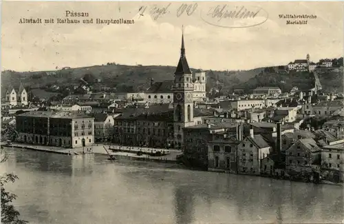 Passau/Bayern - Passau, Altstadt mit Rathaus und Hauptzollamt -319522