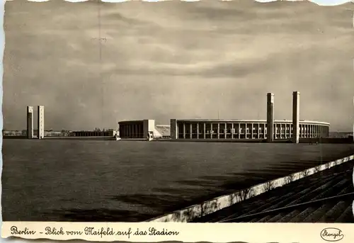 Berlin/div.Stadtteile - Berlin, Blick vom Maifeld auf das Stadion -320094