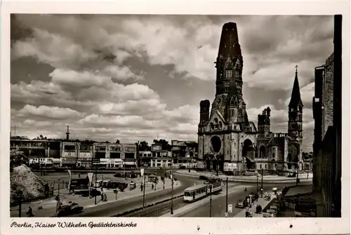 Berlin-Charlottenburg - Kaiser Wilhelm Gedächtnis Kirche -320240