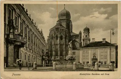 Passau/Bayern - Passau, Bischöfliche Residenz mit Dom -320988