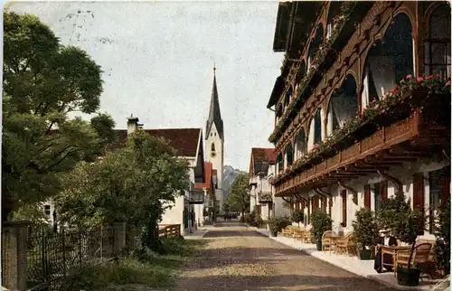 Oberstdorf, Kirchstrasse mit Löwen- Dependance -319934