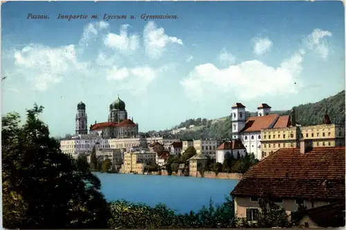 Passau/Bayern - Passau, Innpartie mit Lyceum und Gymnasium -319624