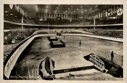 Berlin-Charlottenburg - Deutschlandhalle Internationales Reit - und Fahrturnier -321140