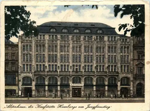 Hamburg - Alsterhaus, die kaufstätte Hamburgs am Jungfernstieg -320642
