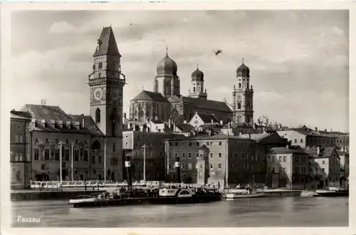 Passau/Bayern - Passau, die Nibelungenstadt an den 3 Flüssen -319398