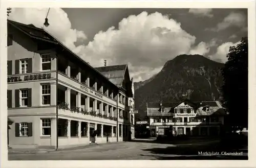 Oberstdorf/Bayern - Oberstdorf, Marktplatz -321112