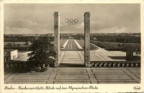 Berlin, Reichssportfeld, Blick auf den Olympischen Platz -320084
