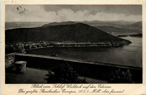 Schloss Waldeck auf den Edersee -285338