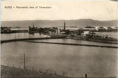 Suez - Terre-plein -287858