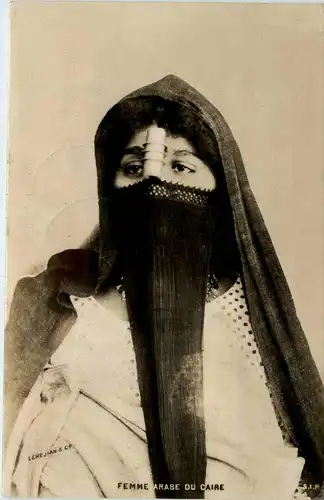 Femme Arabe du Caire -287876
