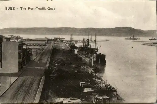 Suez - The port Tewfik Quay -287916