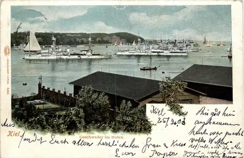Kiel - Geschwader im Hafen -240452