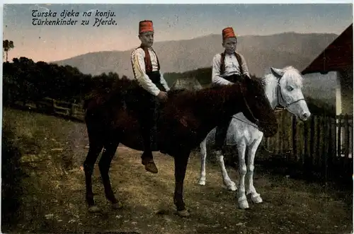 Türkenkinder zu Pferde -290662