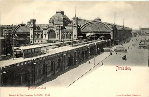 Hauptbahnhof Dresden -289654