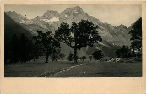 Gr. Ahornboden gegen Eiskarl und Spritzkarspitze -324228