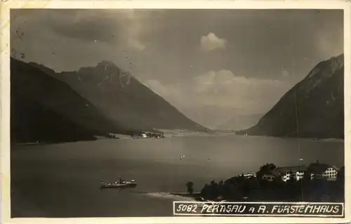 Achensee/Tirol Orte und Umgebung, Achensee, Pertisau, Fürstenhaus -324738