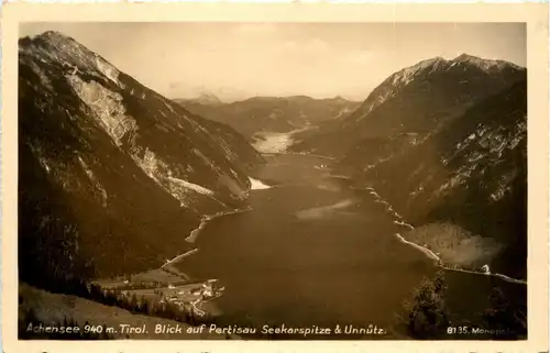 Achensee, Blick auf Pertisau Seekornspitze und Unnütz -324290