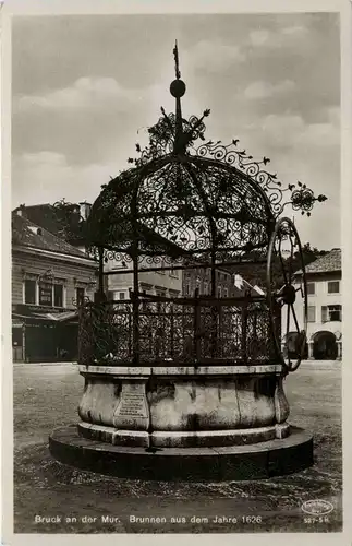 Bruck a.d. Mur/Steiermark - Altertümlicher Brunnen aus dem Jahr 1626 -325196