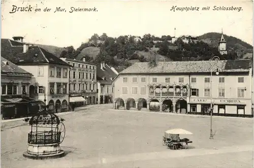 Bruck a.d. Mur/Steiermark - Hauptplatz mit Schlossberg -326600