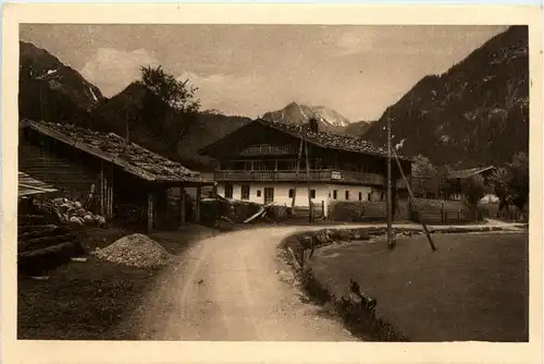 Achensee/Tirol und Umgebung - Bauernhaus am Achensee -325808