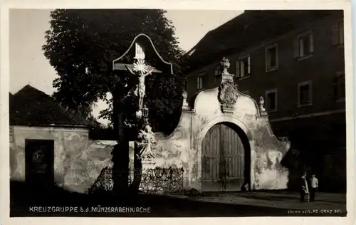 Kreuzgruppe bei der Münzgrabenkirche Graz -291846