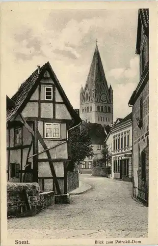 Soest - Blick zum Patrokli dom -299852