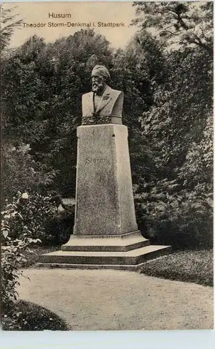 Husum - Theodor Storm Denkmal -401428