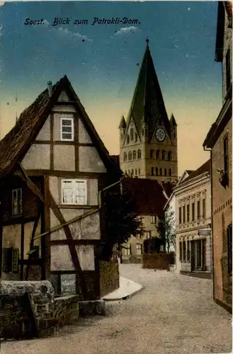 Soest - Blick zum Patrokli dom -400748