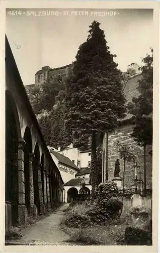 Salzburg - St. Peter Friedhof -401906