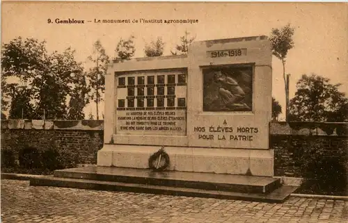 Gembloux - Le monument de l institut agronomique -402252