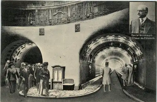 Hamburg - Der Elbtunnel in seiner Vollendung -330366