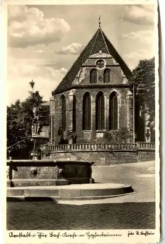 Arnstadt/Thüri. - Kirche mit Hopfenbrunnen -331516