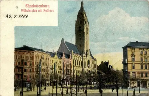 Berlin-Charlottenburg - Wilhelmsplatz mit Rathaus -328572